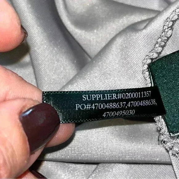 Ralph Lauren Silver Long Sleeve 1/2 Button Velvet Pullover Top Stretch Party SP - Picture 6 of 8